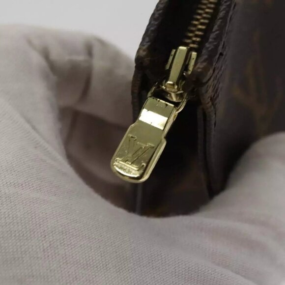 LOUIS VUITTON Monogram Poche Toilette 15 Pouch - Picture 10 of 16